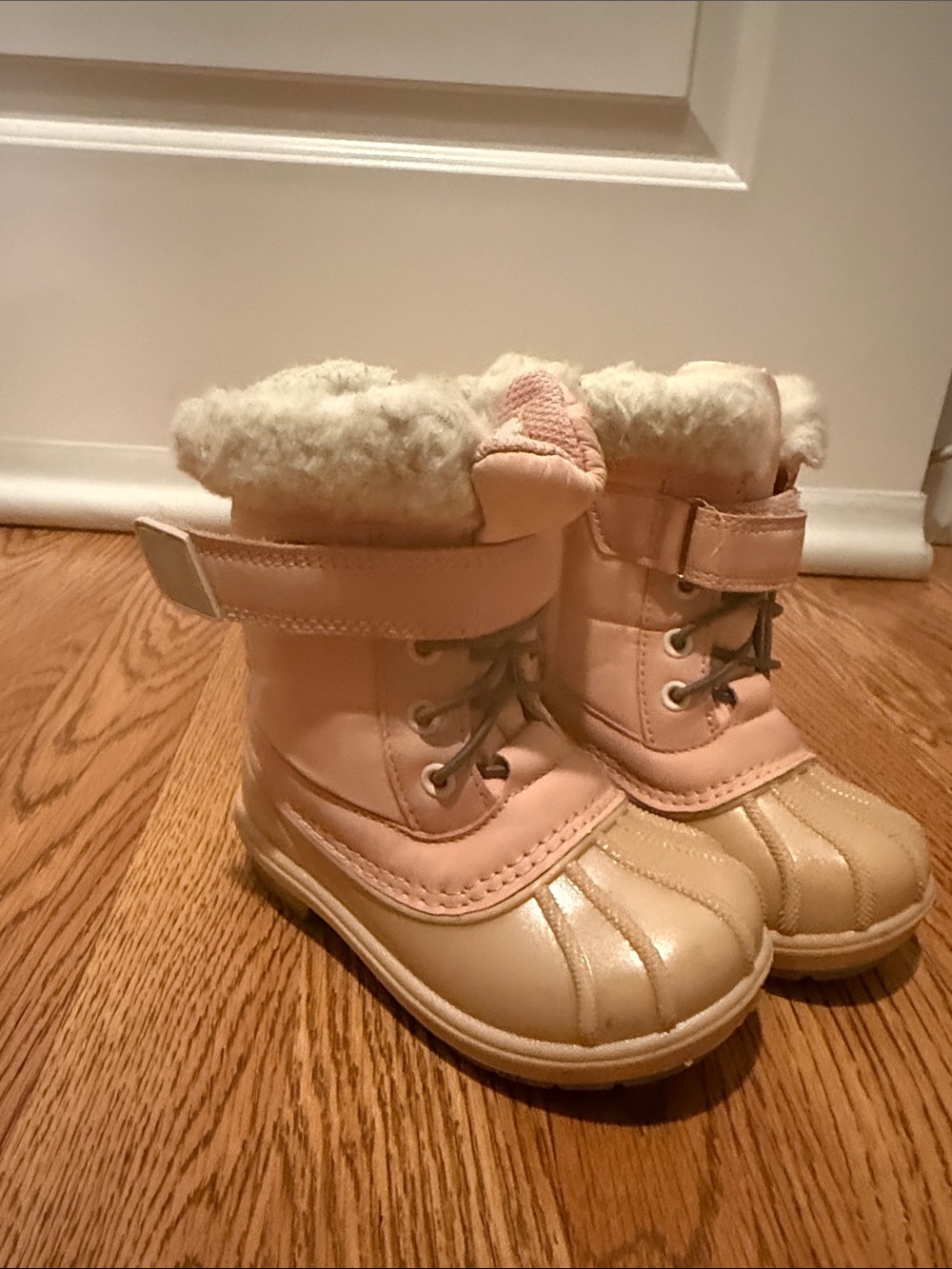 Cat & Jack Pink Faux-Fur Lined Toddler Winter Boots